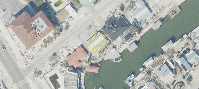 Waterfront Lot with Gulf Access