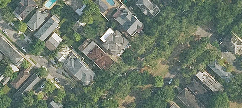 Spacious Multifamily Property on Large Lot