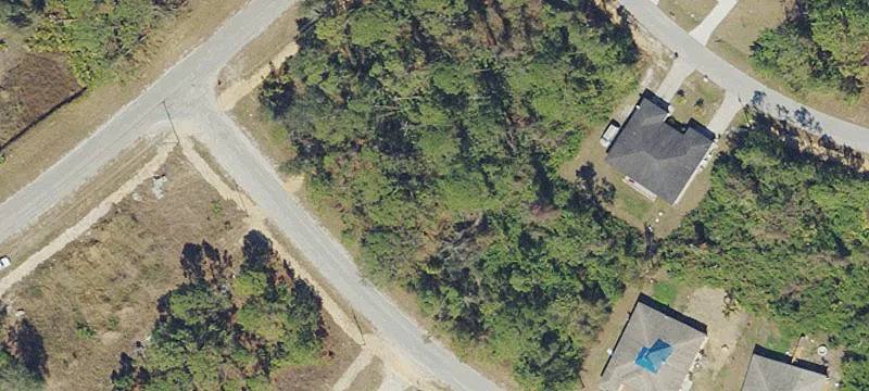 Oversized Duplex Lot in Lehigh