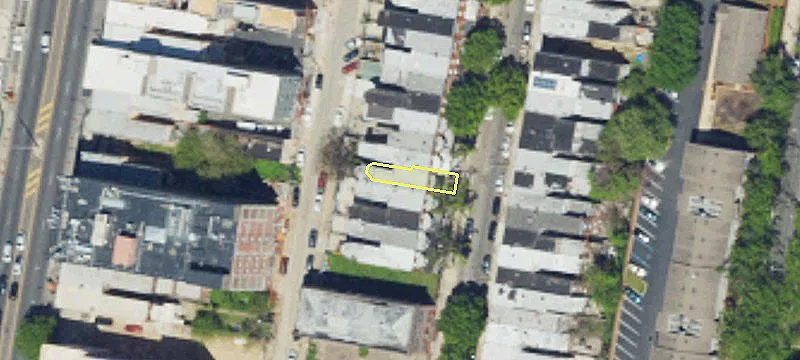 Philadelphia Triplex Near Temple