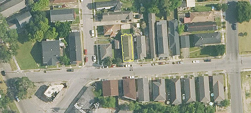 Income-Producing Triplex Near French Quarter