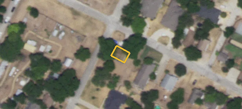Residential Lot in Greenway Park