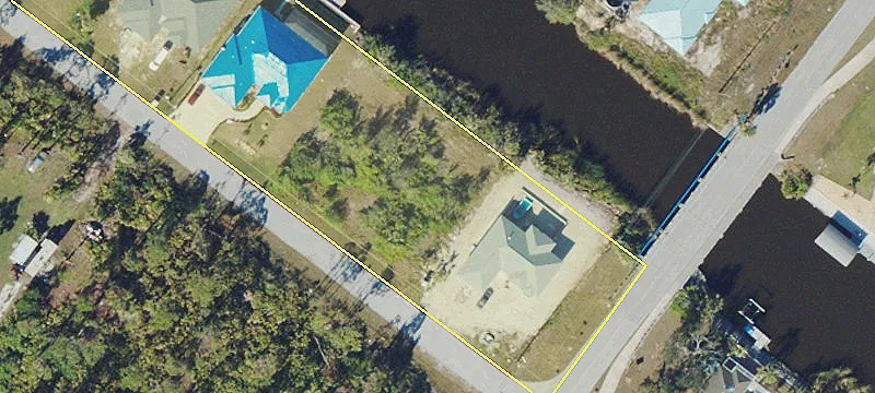 Waterfront Homesite on Zephyr Waterway