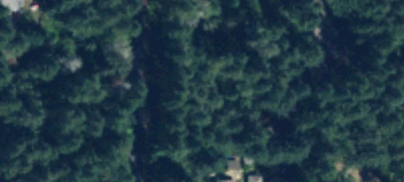 Land Near Island Amenities