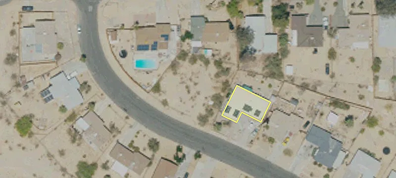 Fenced Parcel in Four Corners