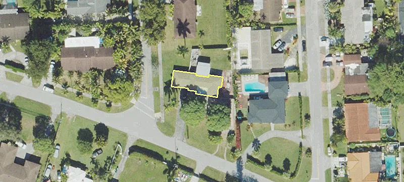 Canal-Front Duplex in Biscayne Gardens