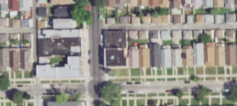 Mixed-Use Building in Belmont Cragin