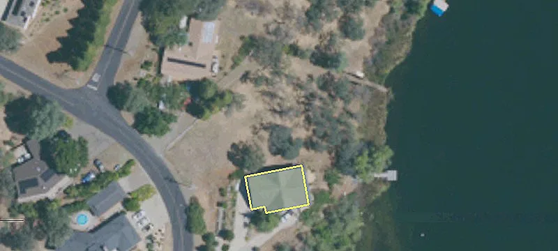 Hidden Valley Lakefront Property