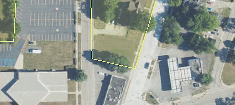 Vacant Lot Near Downtown