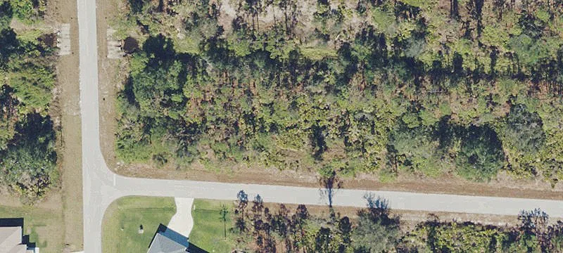 Residential Lots in Tropical Gulf