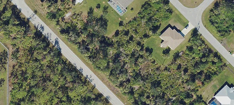 Residential Lot in Gulf Cove