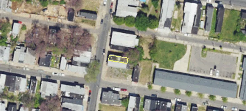 Vacant Lot in Central Location