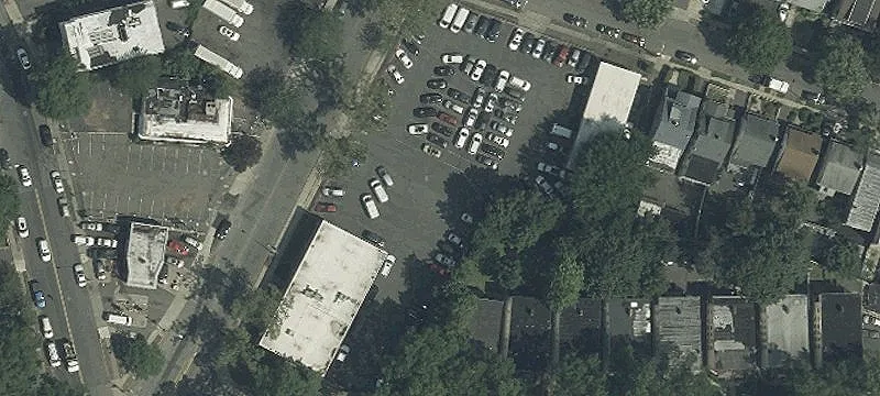 Large Lot with Warehouse