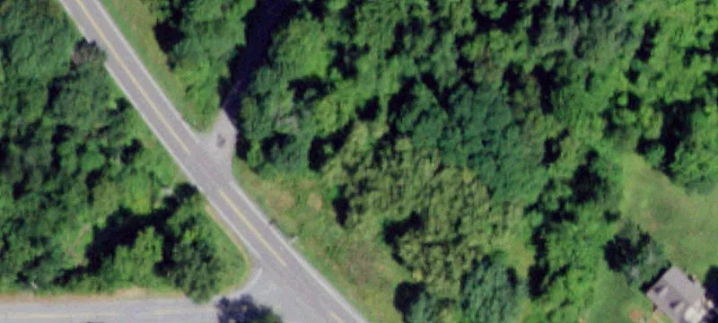 Spacious Lot Near Troy