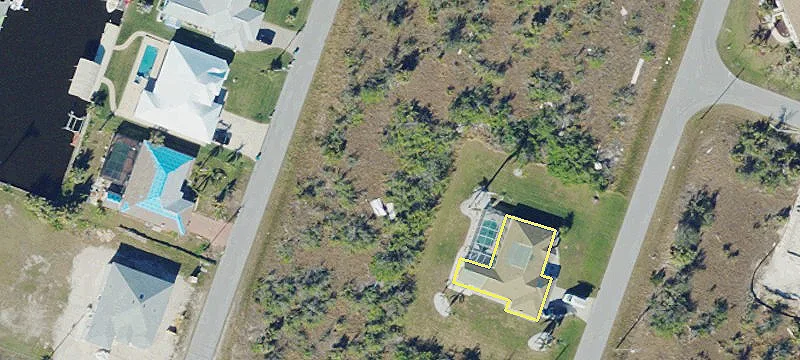 Waterfront Lot in South Gulf
