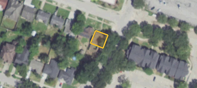 Corner Lot in Third Ward
