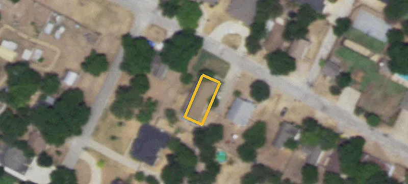 Residential Lot in Greenway Park