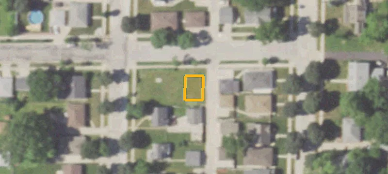 Residential Lot in Milwaukee Heart
