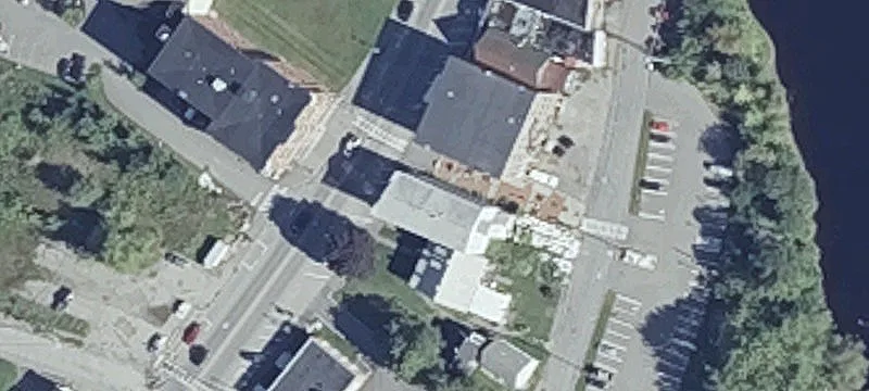 Versatile Commercial Building on Main