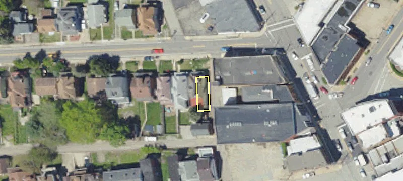 Carrick Triplex: Renovated Investment Opportunity