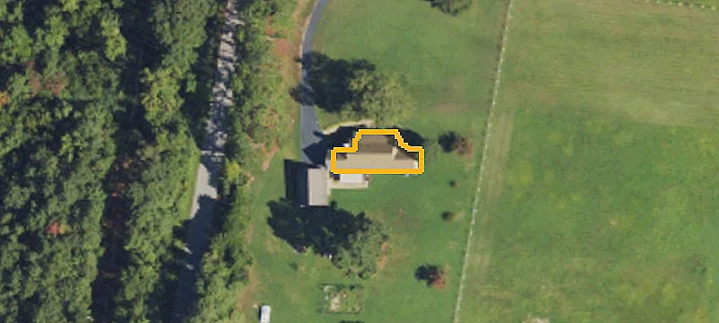 Spacious Lot Near Raleigh