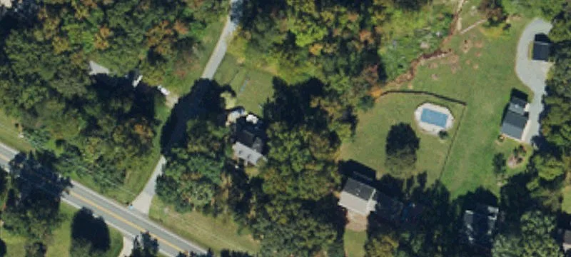 Land on Hicone Road