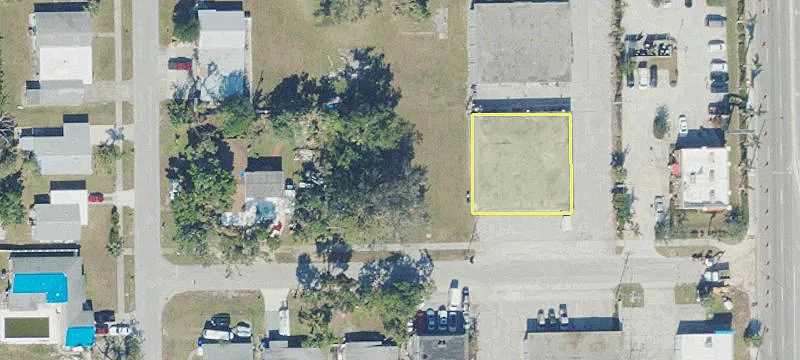 Commercial Land in Fort Myers