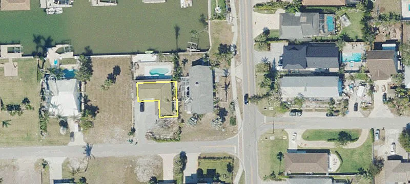 Corner Lot on Vanderbilt Drive