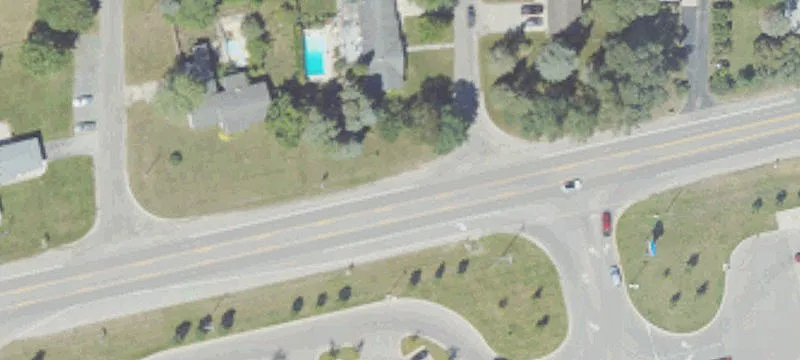 Commercial Property on US-31
