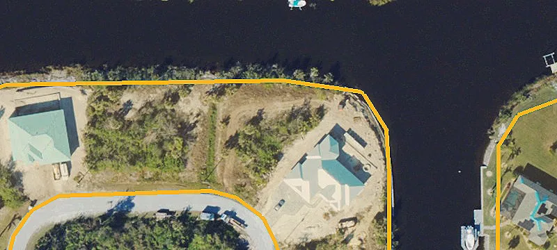 Port Charlotte Land Parcel For Sale