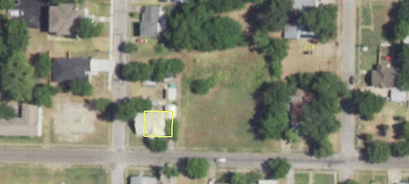 Land Available on Henry Street