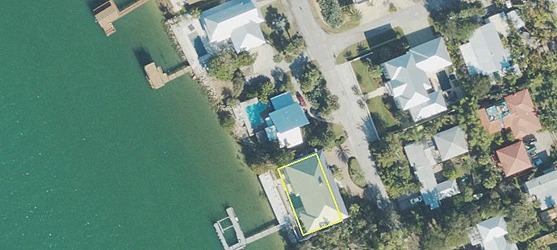 Land on N Indian River