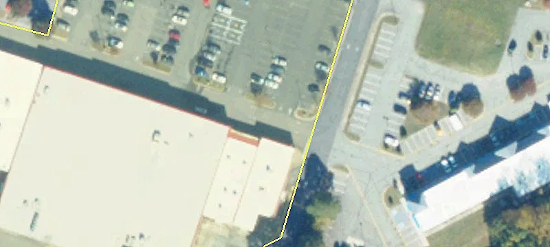 Retail Space in Suffolk Center