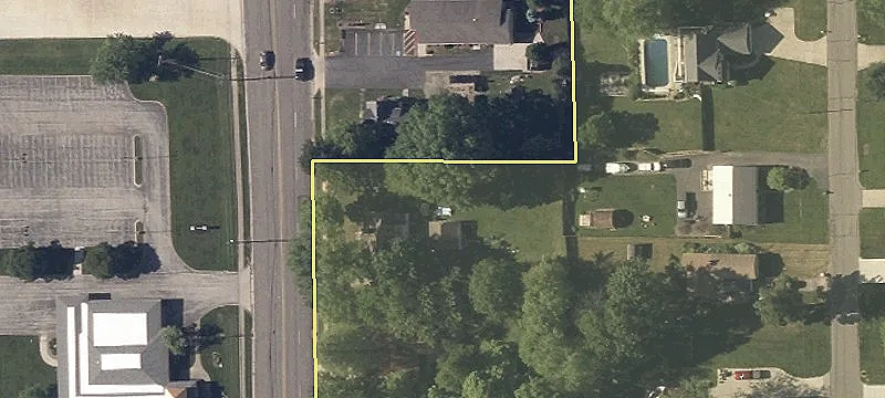 Lexington-Springmill Road Commercial Property