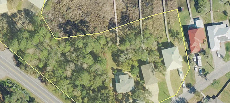 Land on Lillian Highway