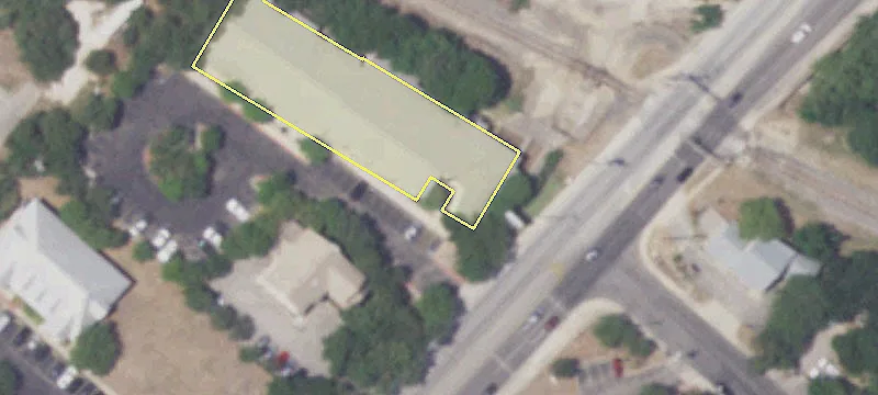 Retail Space on Huebner Road