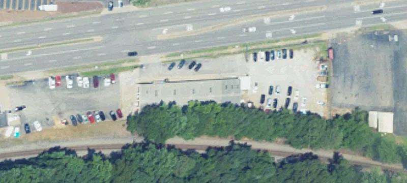Open Bay Warehouse on Parkway