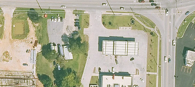 Warehouse/Office Facility in Rogers