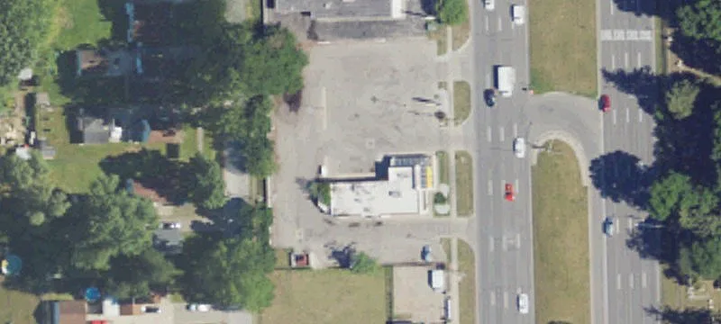 Freestanding Building on Telegraph Road