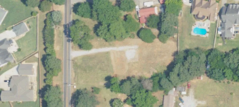 Unrestricted Acreage with Improvements