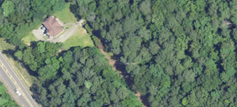Residential Lot in Lake Community