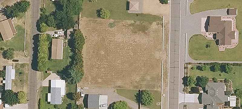 Equestrian Estates Irrigated Acre Parcel
