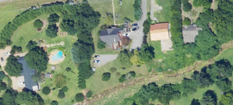 Versatile Mixed-Use Commercial Property