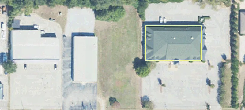 Commercial Land with High Visibility