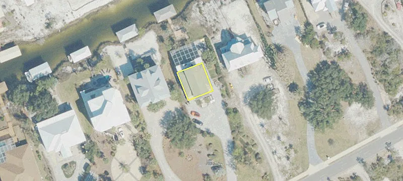 Ono Island Canal-Front Lot