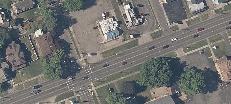 Retail/Restaurant Opportunity on Lincoln Way
