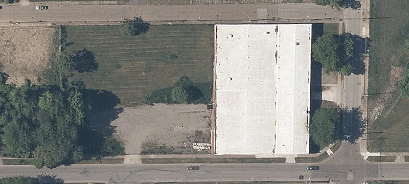 Warehouse with Secure Outdoor Storage