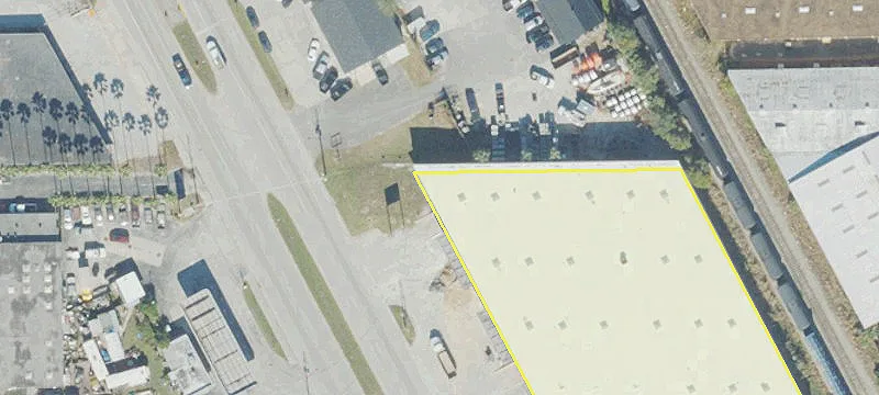 Warehouse/Distribution Space on Orange Blossom Trail