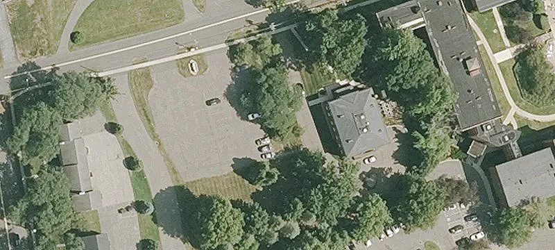 Updated Commercial Building For Sale