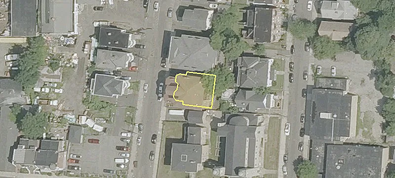 Spacious Updated 3BR Apartment
